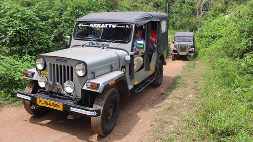 Hardy Mann Gewürzreisen Kerala Südindien Plantage Exkursion Jeep